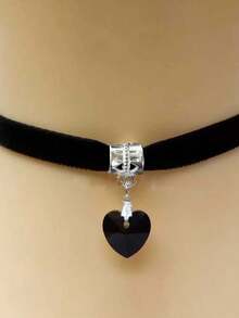 1pc Gothic Style Crystal Heart Pendant Fuzzy Necklace, Retro Y2K Style Necklace, Suitable As Gift For Girls, Valentine's Day, Mother's Day - Love - View 2