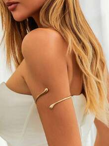 This Simple And Stylish Open Cuff Bracelet With A Gold Circle Ring And Metal Teardrop Chain Bracelet Set Is A Fashionable Accessory Suitable For Women To Wear Daily, For Travel, Parties, Gatherings, Banquets, And Dancing. - 黃金 - 查看 2