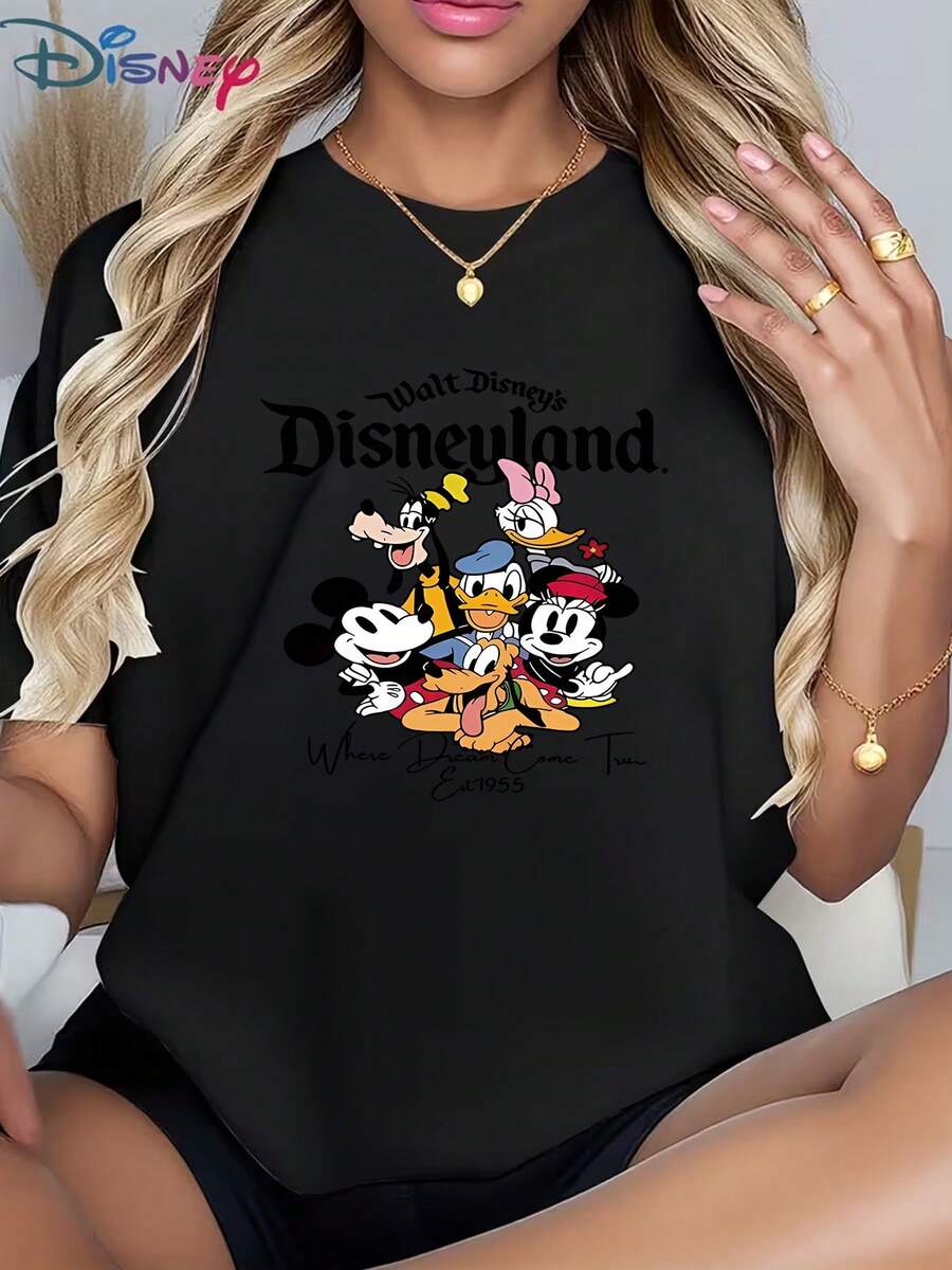 Red Disneyland Theme Crew Neck T-Shirt, Full Mickey Gang Assemble Graphic - Soft And Versatile For Everyday And TravelMade From Soft, Comfortable, And Durable Pure Cotton, This Is An Ideal Choice For Spring And Summer. This Crew Neck T-Shirt Is Suitable For Various Occasions, Including Everyday Wear, Shopping, Parties, Travel, And Gatherings, And Also Makes A Thoughtful Gift. - White - View 1