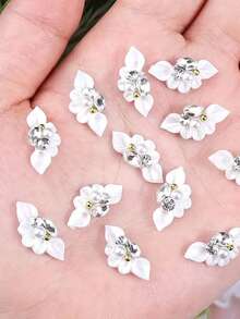 10件套珍珠水钻3D立体花朵美甲装饰套装 - 优雅美甲配件，适合女士和女孩 - 彩色 - 查看 6