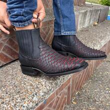Botas chelsea vaqueras para hombre en piel color negro-rojo y cafe con Grabado pitón, estilo western moderno, elegantes y cómodas para toda ocasión Botines De cuero Botin - Negro - Ver 9