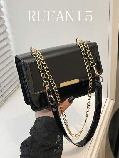 Fashionable New Solid Color Patent Leather Flip Hardware Decoration Mini Shoulder Bag, Classic Versatile Gold Chain Square Women's Crossbody Bag, Suitable For Shopping, Wallets, Shopping, Young Women, College Students, Newcomers, And White-Collar Workers. They Are Very Suitable For Offices, Universities, Work, Business, Commuting, Outdoor Activities, Travel, And Outings