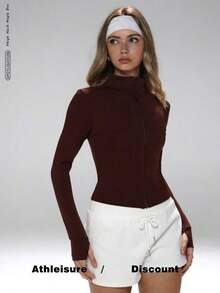 This Sporty Features A Minimalist And Fashionable Style, Combining Collegiate And Athletic Elements. With Long Sleeves And Thumb Holes, Comfortable Stretchy Fabric Is Suitable Dance/Pilates Workouts. Front Zip-Up Design With A Low Collar Allows You To Easily Transition From Street To Gym. With Shaping Seams, A, Full Coverage, Long Sleeves With Thumb Holes, Effective Cinched Waist, Bust Lifting Pleats, And 360-Degree Stretch, This Also Has An Anti-Slip Zipper Guard. Women's Fitted Zip-Up Pink - 布朗 2 - 查看 5