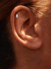 1颗0.1克拉莫桑石925纯银时尚方形螺纹穿刺耳骨耳环，女士耳环，适用于婚礼首饰和情侣礼物 - 銀色 - 查看 2