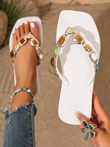 OXLL European & American Style Rhinestone Flip Flops, Fashionable Square Toe Flat Thong Sandals, Bohemian Style Thong Slippers, Non-Slip Soft Bottom Beach Holiday Slippers, Latest Designer Original (RSL Tested) - White - View 4