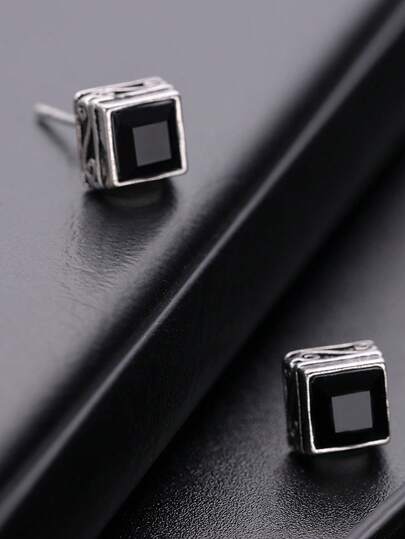 1对时尚精致方形云朵图案男士耳环，方形锆石设计，适合日常佩戴，也是节日、周年纪念日、生日送给朋友的礼物。