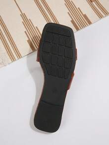 方头平底凉鞋，夏季新款时尚百搭舒适休闲沙滩风 - 棕色 - 查看 6