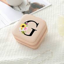 1个花卉字母首饰盒，A-Z字母旅行首饰盒，伴娘，结婚礼物，字母戒指盒，女士礼品盒，PU皮革首饰盒（适用于戒指、吊坠、耳环、项链等） - 女孩和女士礼品盒。 - Floral Alphabet - 查看 78