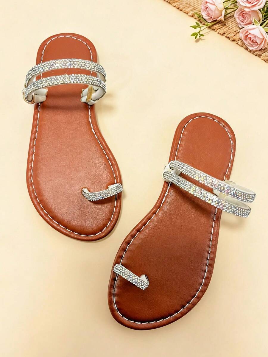 1 Pair Brown Girls' Sandals, Girls' Non-Slip Flat Sandals, Rhinestone Strap Versatile Open Toe Roman Sandals, Suitable For Summer Daily Wear, Beach, Wedding Party, School Gathering, Casual Gathering - Brown - View 1