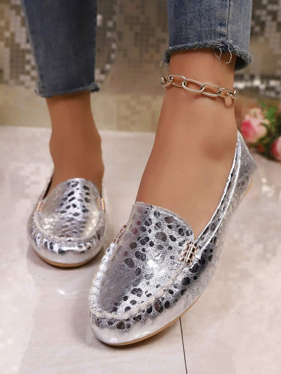 1 Pair Comfortable, Lightweight Women & Teenage Girls Flat Slip-On Loafers, Versatile Leather Shoes That You Won't Want To Take Off, Casual & Fashionable Moccasins - Silver - View 1