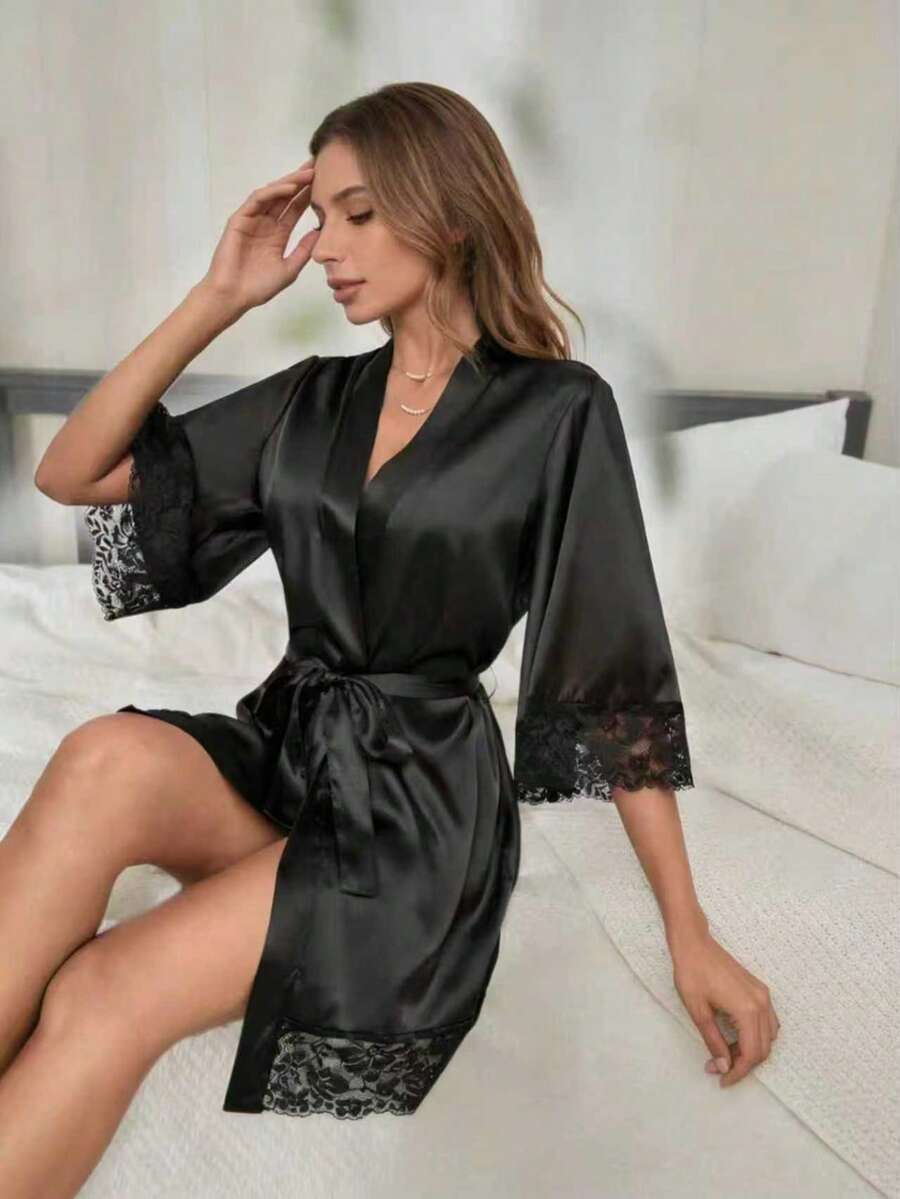 Robe de Noiva Longo Camisola Roupa de Dormir Acabamento em Renda Cintura com Laço, Roupão Curto com Acabamento em Renda e Cintura com Laço Roupa de Dormir Plus Size para Mulheres - Preto - Visão 1