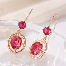 一对经典优雅的红色椭圆形吊坠耳环，镶嵌合成锆石，精致的婚礼配饰，适合作为圣诞节和生日礼物。 - 金色 - 查看 4