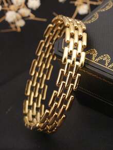 1件镂空宽版光滑不锈钢奢华几何手链，百搭精致优雅风格，适合女性日常及派对佩戴，可作为送给女友的礼物，亦可作为社交礼品，材质亲肤，永恒经典元素，高品质简约设计，适合日常佩戴 - 鏤空寬面手鐲 - 查看 7