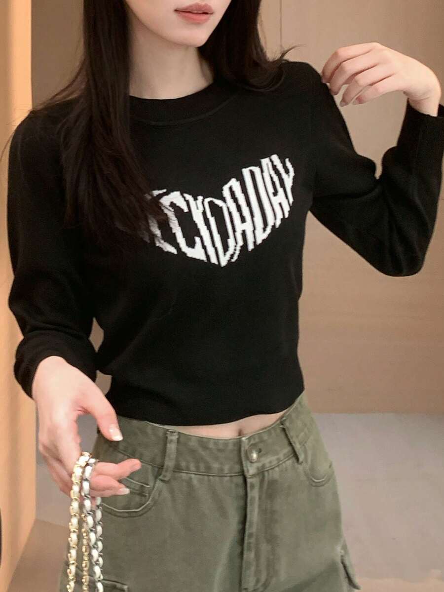 Áo thun crop tay dài vai thường, thiết kế retro ngọt ngào và quyến rũ dành cho nữ, thích hợp mùa thu/đông. - màu đen - Xem 1