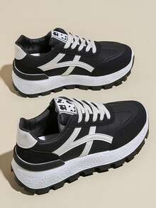 女士新款休闲运动鞋，透气网面厚底厚底鞋，系带轻便百搭时尚运动鞋，白色/灰色，适合所有季节 - 黑色 - 查看 8