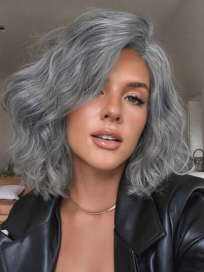 Tóc giả bob gợn sóng màu xám dành cho nữ, chất liệu tổng hợp chịu nhiệt, rẽ ngôi bên, kiểu dáng tự nhiên, dễ tạo kiểu, thích hợp cho cosplay và sử dụng hàng ngày, chất lượng cao, thoáng khí, nhẹ, kích thước mũ điều chỉnh được, độ dày 150%, kiểu sóng tự nhiên, lưới hoa hồng, phù hợp với mọi sắc tộc.