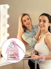 Meoky Bộ quà tặng nhỏ cho tiệc độc thân, bao gồm dây buộc tóc nơ màu hồng và vàng, gương trang điểm nhỏ, thiệp cảm ơn và túi quà (4 món/bộ, 20 món/5 bộ), thích hợp cho tiệc độc thân, tiệc cô dâu và tiệc ngủ spa, món quà tuyệt vời cho gia đình, bạn bè, bạn gái, Ngày của Mẹ. - Lược có gương + kẹp tóc + dây buộc tóc - Xem 7