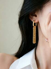 1 Paar elegante, romantische, luxuriöse, damenhaft-stilvolle C-förmige Quasten-Geometrie-Ohrringe - Gold - Übersicht 1