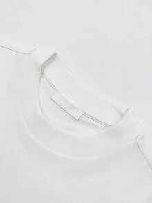 Prada Terry Cloth Embroidered Short-Sleeved Shirt Features An Exquisite Double-Woven Satin Texture, Exceptional Comfort Against The Skin, And A Pure, Elegant White Hue. - 25213-A17 - 查看 3