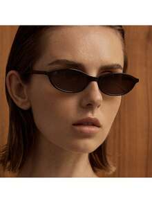 1 Pair New Retro Oval Small Frame Fashion Glasses, Suitable For Women. This High-End And Stylish Model Is Perfect For Street Photography. This Is A Classic Glasses, Also An Ideal Beach Accessory For Ladies. - Multicolor - View 8
