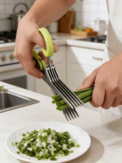 Tijeras de cocina de acero inoxidable - Cuchillo multiusos para cebolletas y hierbas para asar y cocinar en interiores, también adecuado para cortar papel - Duradero, viene con estuche protector e limpiador integrado, herramienta para procesar condimentos, accesorio de cocina esencial, estilo aleatorio