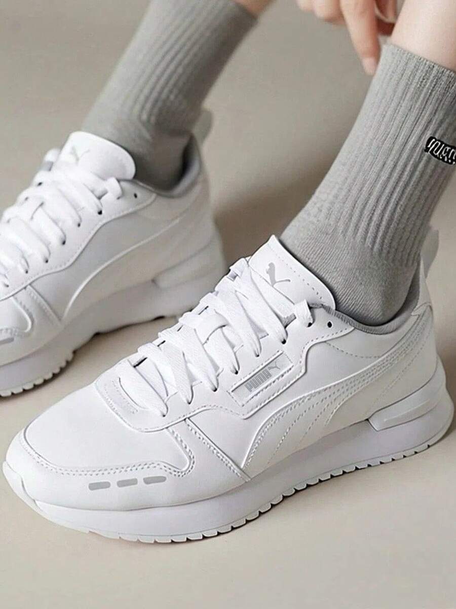 Giày thể thao cổ thấp PUMA R78, unisex, màu trắng - trắng - Xem 1