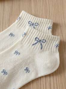 1/5双装女士纯色休闲蝴蝶结短袜，柔软舒适，适合日常、户外、运动穿着，四季皆宜，颜色随机。 - 彩色 - 查看 3