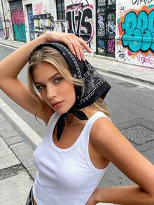 1件女士腰果印花丝滑面料围巾、头巾、颈巾，适合日常使用 - 彩色 - 查看 2