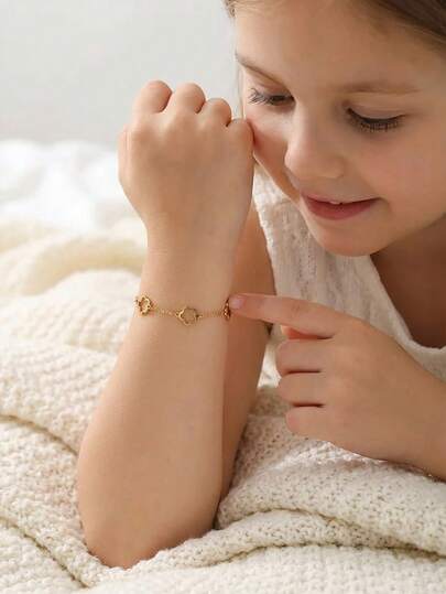 1 pieza Elegante brazalete de flor de cinco pétalos hueca de acero inoxidable dorado, accesorio de joyería para fiesta