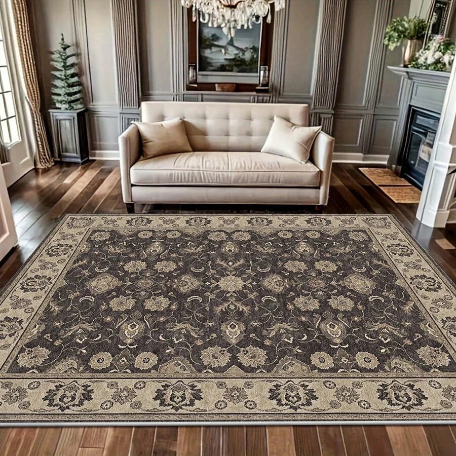 1 pieza Alfombra con estilo persa vintage de tonos negro oscuro y marrón beige con emblema central con patrón floral y de voluta. Tela de terciopelo con un peso aproximado de 850g y un grosor de aproximadamente 0,6 cm. Alfombra duradera, antideslizante y fácil de limpiar. Disponible en varios tamaños. Adecuada para cocina/sala de estar/comedor/dormitorio/balcón/baño/estudio. Excelente opción de decoración del hogar.