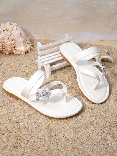 1 Pair Girls' Delicate Rhinestone Flower Slide Sandals For Versatile Outdoor Summer Use