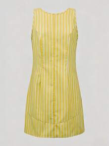 2026春夏新款时尚休闲撞色条纹圆领露背单排扣无袖迷你连衣裙，女士日常穿着，春季穿搭，情人节连衣裙，派对连衣裙，沙滩连衣裙，Y2K风格，街头时尚，粉色连衣裙，生日连衣裙，婚礼宾客连衣裙，狂欢节连衣裙，复活节连衣裙，节日连衣裙，圣帕特里克节连衣裙，毕业连衣裙，户外优雅装扮 - 淡黃色 - 查看 7