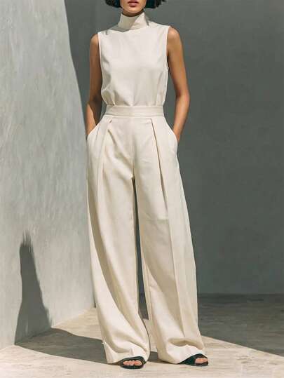 Bộ đồ nữ tối giản gồm áo không tay và quần ống rộng làm từ chất liệu cotton và lanh.