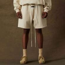 Essentials -Fear Of God FW22 Collection Casual Sweat Shorts, Unisex Mid Length, Elastic Waistband With Drawstring, Soft Breathable Cotton Fabric, Relaxed Loose Fit, Urban Street Style, Comfortable Loungewear For Mild Winter Days - EGG SHELL - 查看 9