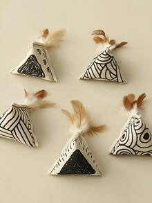 Handmade Random Cat Toys | Thickened Durable Anti-Scratch Canvas | Geometric Triangle Cat Teaser Stick With Bells | Natural Feather Cat Wand - Random Color - View 2