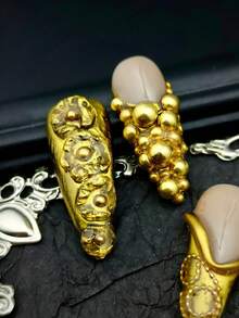10片装高跟鞋美甲贴纸，手工金属闪亮西部朋克Y2K风格3D钻石钢珠装饰，彩色闪光美甲宝石，蓝色猫眼和金色几何图案Y2K风格可佩戴美甲套装，适合女士日常派对使用（包含：1瓶胶水和1条摩擦条）美甲用品按压式美甲贴片 - 金色 - 查看 8