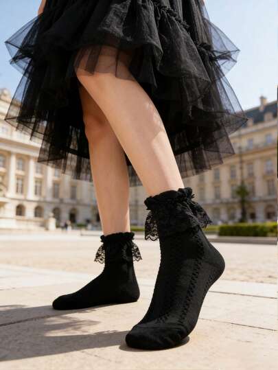 1/3/5 pares de calcetines de encaje negro sólido para mujer, adecuados para vacaciones, exteriores, elegantes, versátiles y dulces calcetines de media pantorrilla para damas