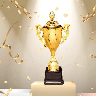 Este trofeo de plástico dorado es adecuado para actividades diarias, competiciones, fiestas y juegos pequeños. Es un premio para honrar y celebrar al ganador, y también forma parte de los suministros para fiestas.