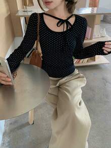 Áo thun nữ mùa xuân mới, kiểu dáng độc đáo, cổ tròn, tay dài, thắt nơ, chấm bi, dáng ôm, gợi cảm, thích hợp mặc thường ngày. - màu đen - Xem 10