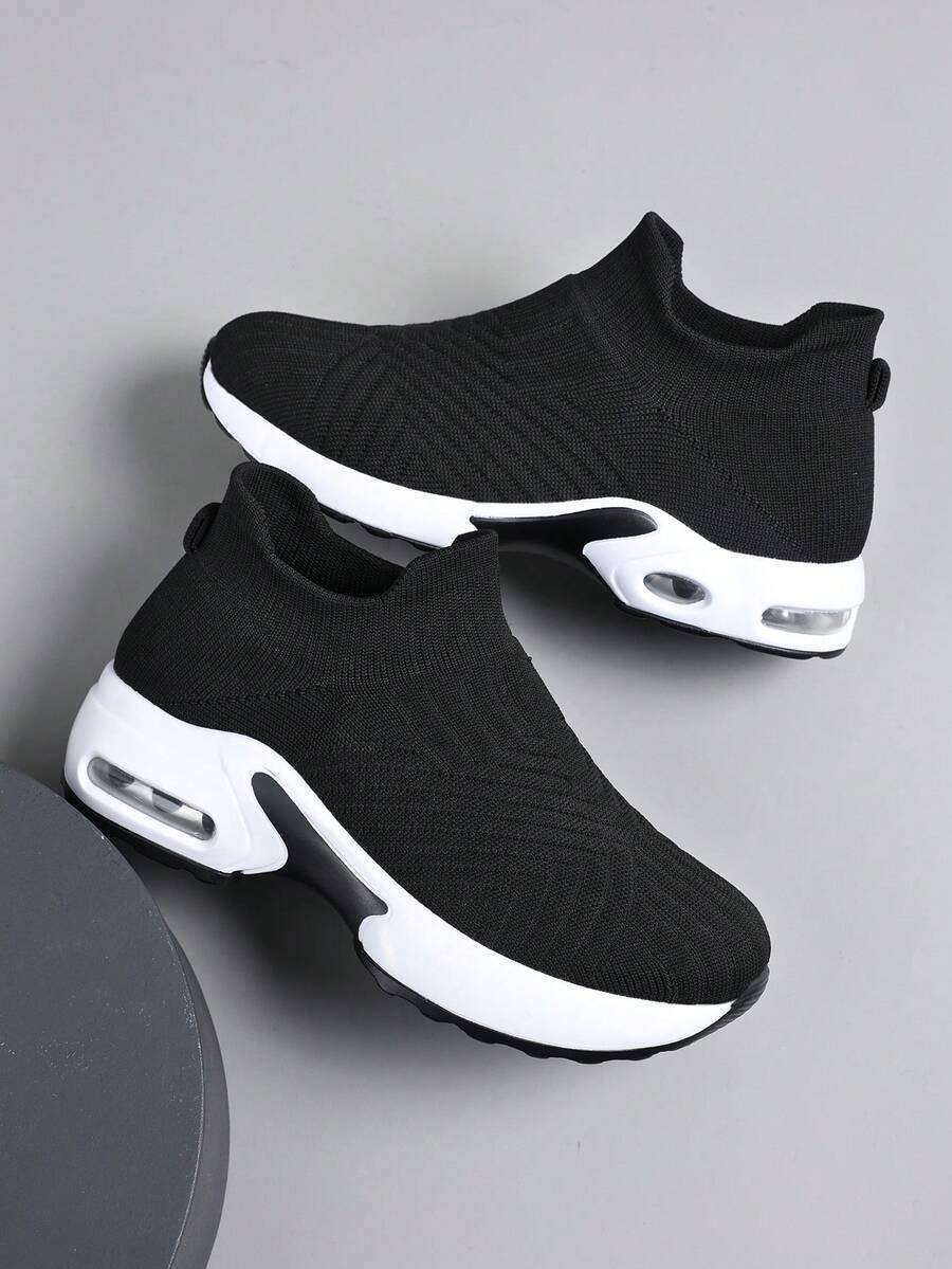 2026 Spring New Women's Mesh Breathable Shock Absorbing Thick Sole Casual Travel Sneakers - Black - View 1