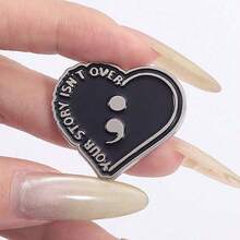 1PC Semicolon Heart Enamel Pin - Black Mental Health Badge With "YOUR STORY ISN'T OVER" Text - Suicide Prevention Awareness Jewelry For Depression Support - Nhiều màu - Xem 3