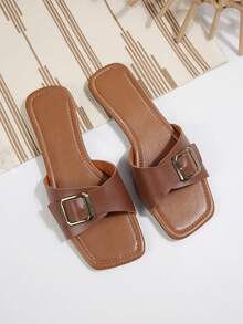 Summer New Metal Buckle One-Strap Rhinestone Design Outdoor Sandals, Retro Korean Style Versatile Flat Beach Slippers Suitable For Beach Travel - Brown - View 4