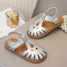 Giày sandal bít mũi màu bạc bán chạy nhất dành cho bé gái, có khóa dán, thiết kế khoét lỗ, thoải mái cho mùa hè. - Bạc - Xem 16