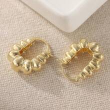 1 Pair Creative Minimalist U-Shaped Carved Pendant Earrings, Halloween Accessory U-Shaped Hammer Ball Earrings, Perfect Holiday Gift Accessory Earrings - Golden - View 3