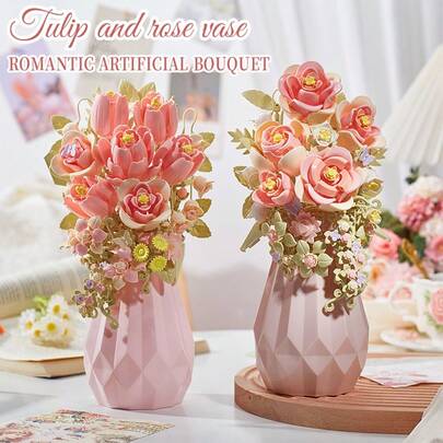 1束手工DIY盆栽绿植花束，包含郁金香、百合、玫瑰、茉莉花，配有花瓶和精美包装盒，适合作为礼物送给老师、同学、朋友、家人，也适合在节日、生日、教师节、妇女节、圣诞节、情人节、感恩节等场合赠送。