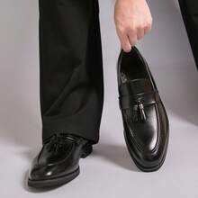 Mocasines con flecos negros para hombres, de moda y vintage, adecuados para uso empresarial y casual en todas las estaciones - Negro - Ver 5