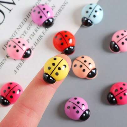 可爱瓢虫，逼真瓢虫冰箱贴，昆虫微缩模型，植物磁贴，趣味瓢虫盆栽，适合手工DIY，自粘迷你瓢虫，瓢虫装饰，适合剪贴簿、微景观、派对、家居花园装饰，扁平木质瓢虫摆件