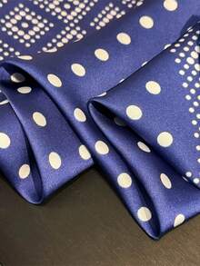 1条65*65厘米方形真丝方巾，女士缎面几何波点印花，可作领巾、头巾、时尚头饰、披肩、围巾 - 彩色 - 查看 9