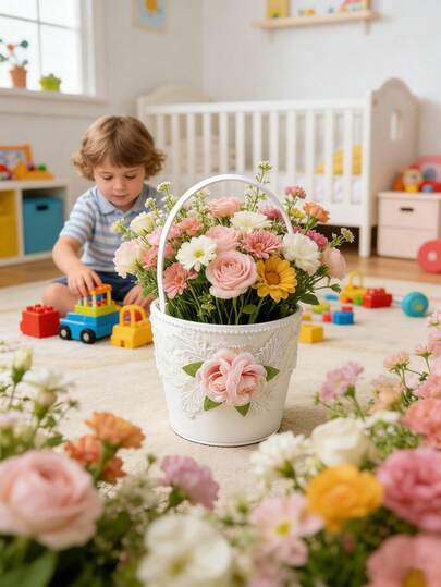 1 chiếc giỏ hoa cho bé gái dễ thương trang trí bằng ren trắng và hoa hồng, thích hợp cho lễ cưới, tiệc mừng em bé, trang trí tiệc cưới cho bé gái, trang trí tiệc sinh nhật.