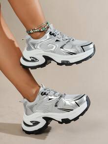 女士新款透气网面厚底休闲运动鞋，系带款，白色/灰色，时尚轻便，适合所有季节 - 銀色 - 查看 4